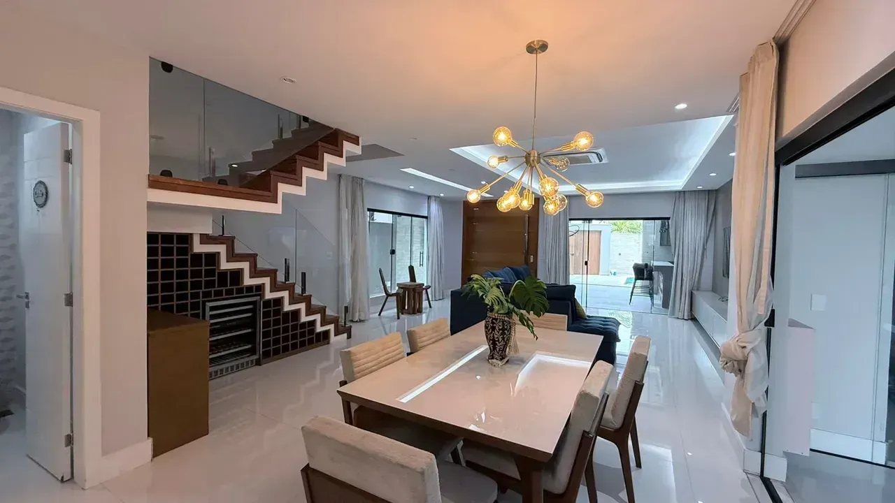 Furnished house with 5 bedrooms and 5 bathrooms, 400 m² — photo 16
