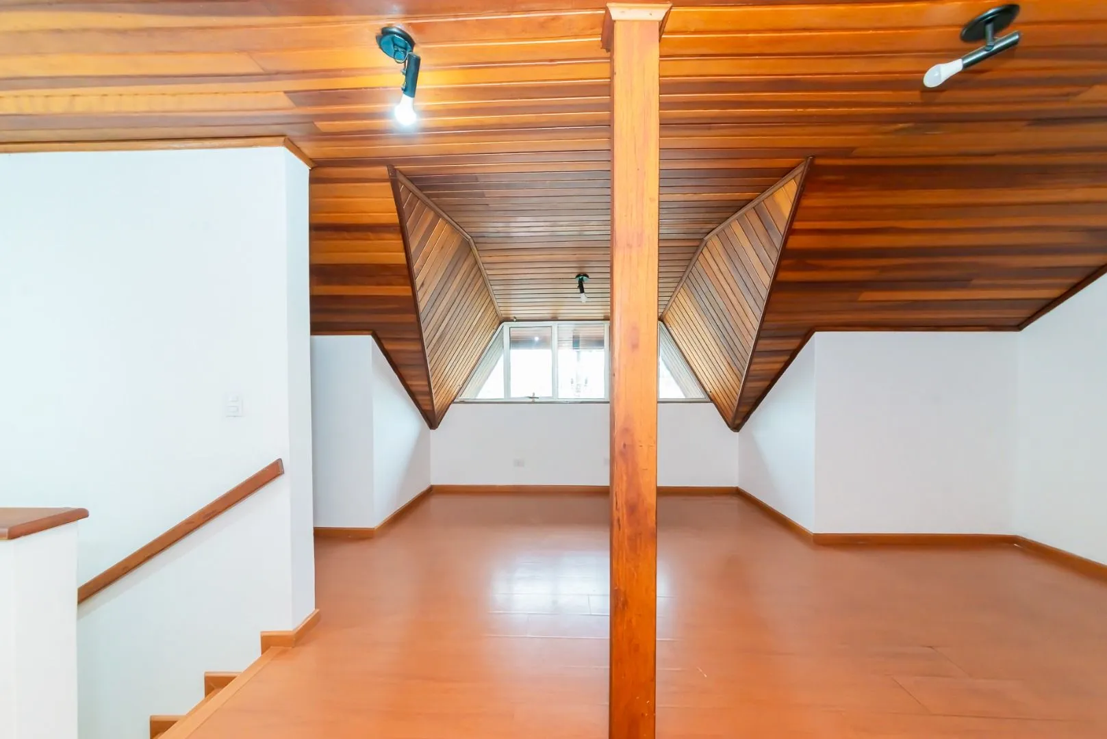 House, 170 m², with a jacuzzi — photo 21