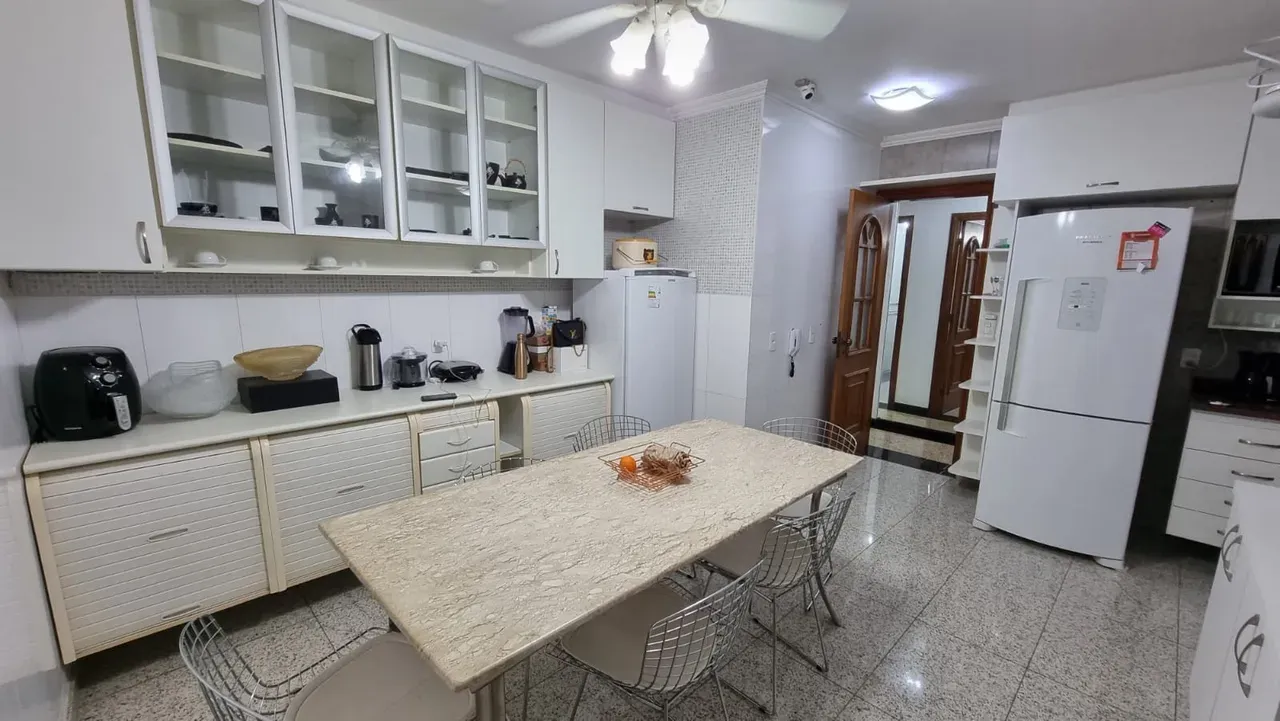 Apartamento com 3 quartos, 4 banheiros e 2 vagas — photo 23