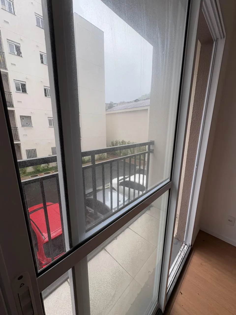 Unfurnished 1-bedroom apartment with 1 bathroom and parking — photo 5