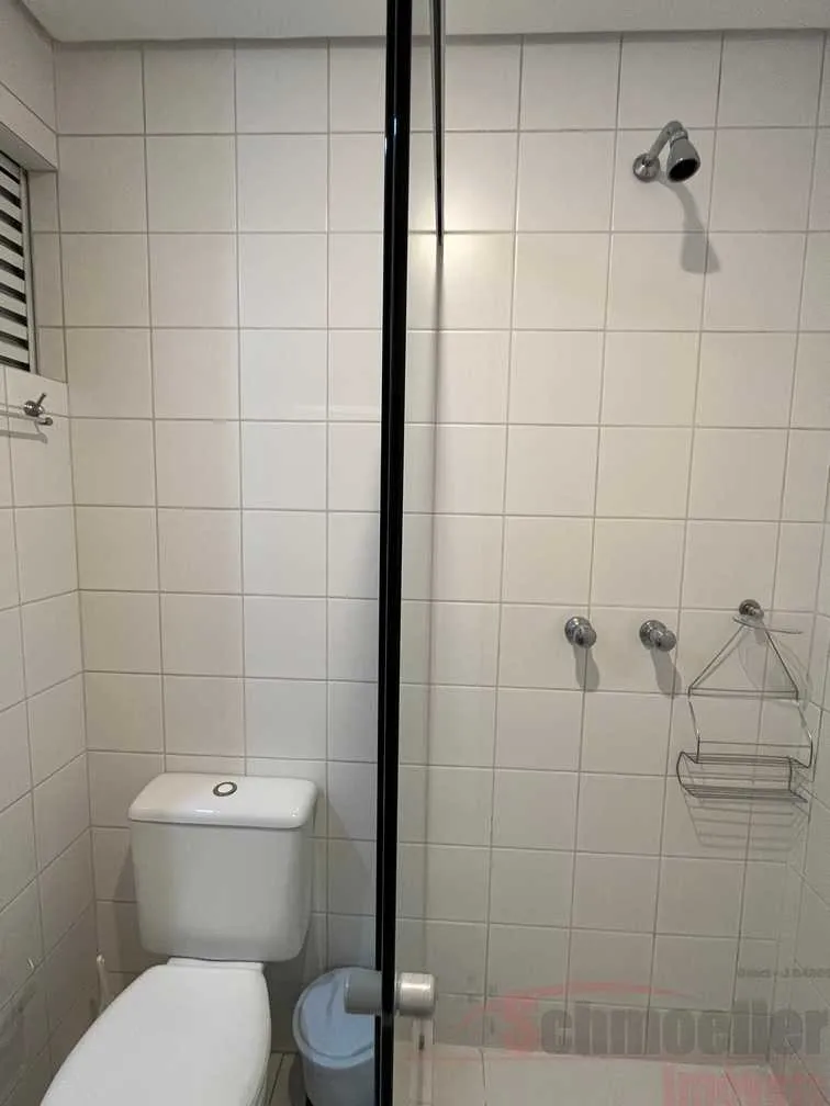 1 quarto e varanda envidraçada: apartamento de 28 m² — photo 13