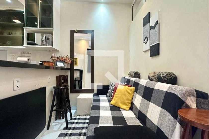 Apartamento mobiliado de 1 quarto com cozinha americana