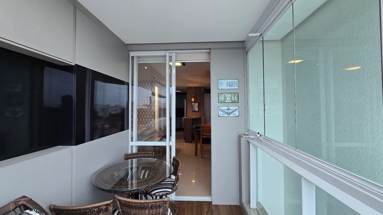 3-bedroom apartment in a building with a gym — photo 10