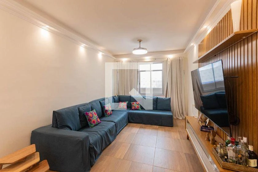 Casa para alugar com 4 quartos e 230 m², 3 banheiros — photo 2