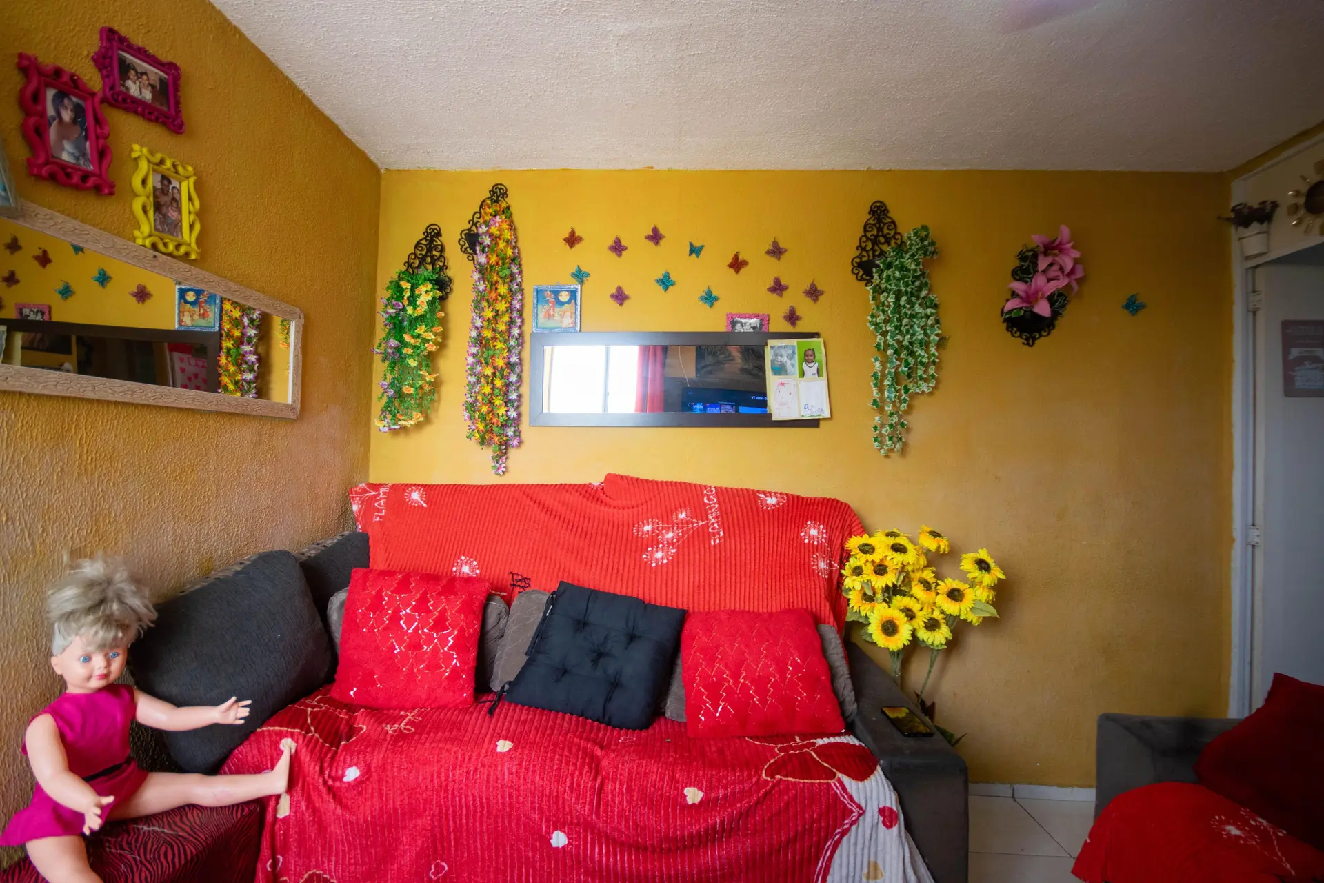 Furnished 2-bedroom apartment with 1 bathroom — photo 28