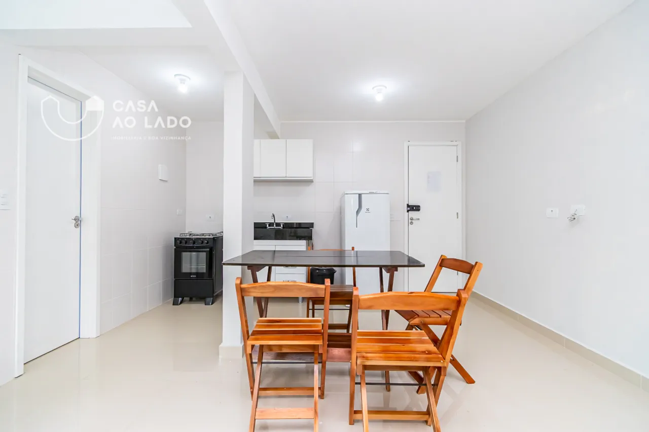 Furnished studio with 1 bedroom and 1 bathroom — photo 3