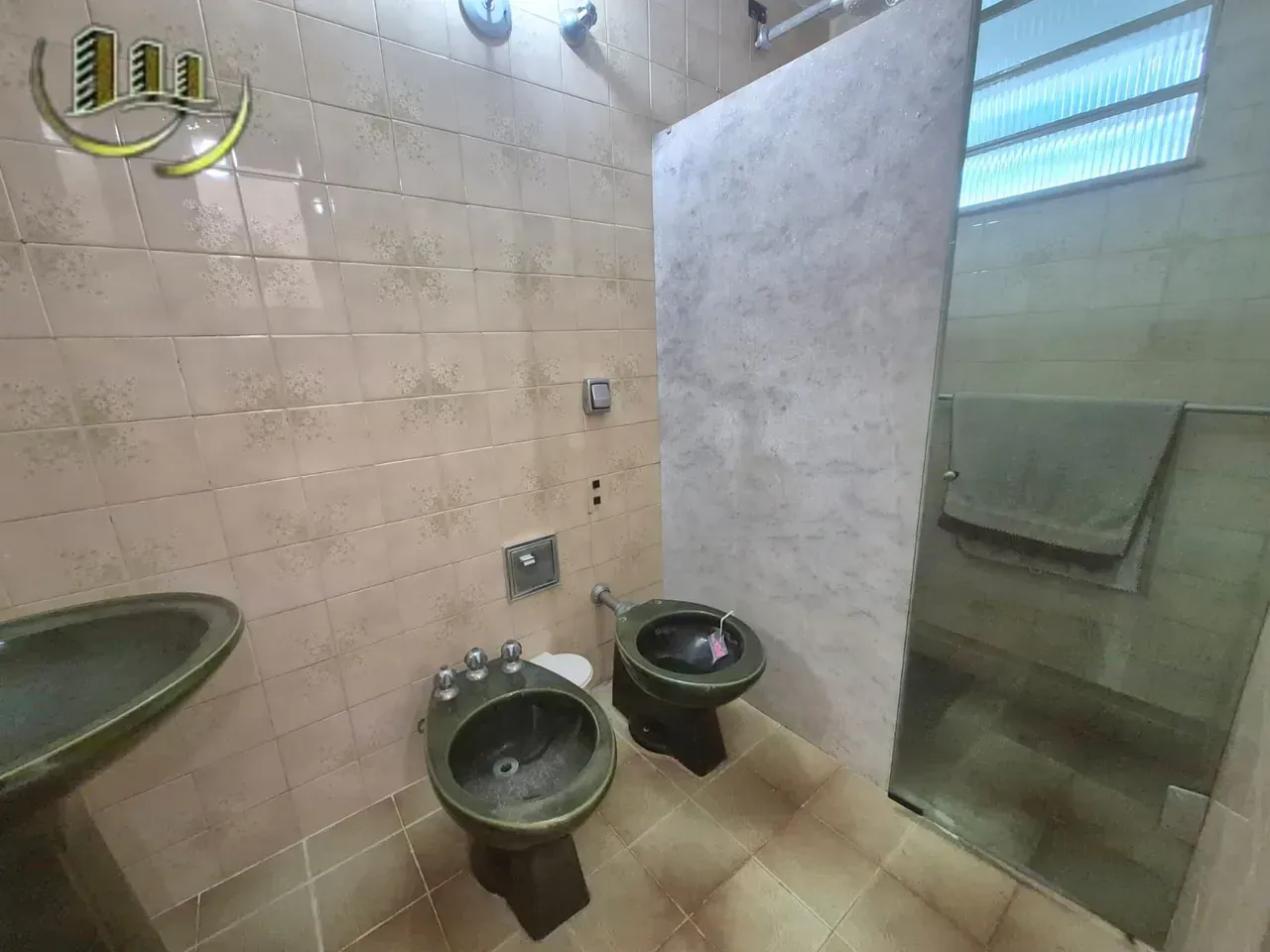House with 3 bedrooms and 3 bathrooms plus 2 parking spots — photo 16