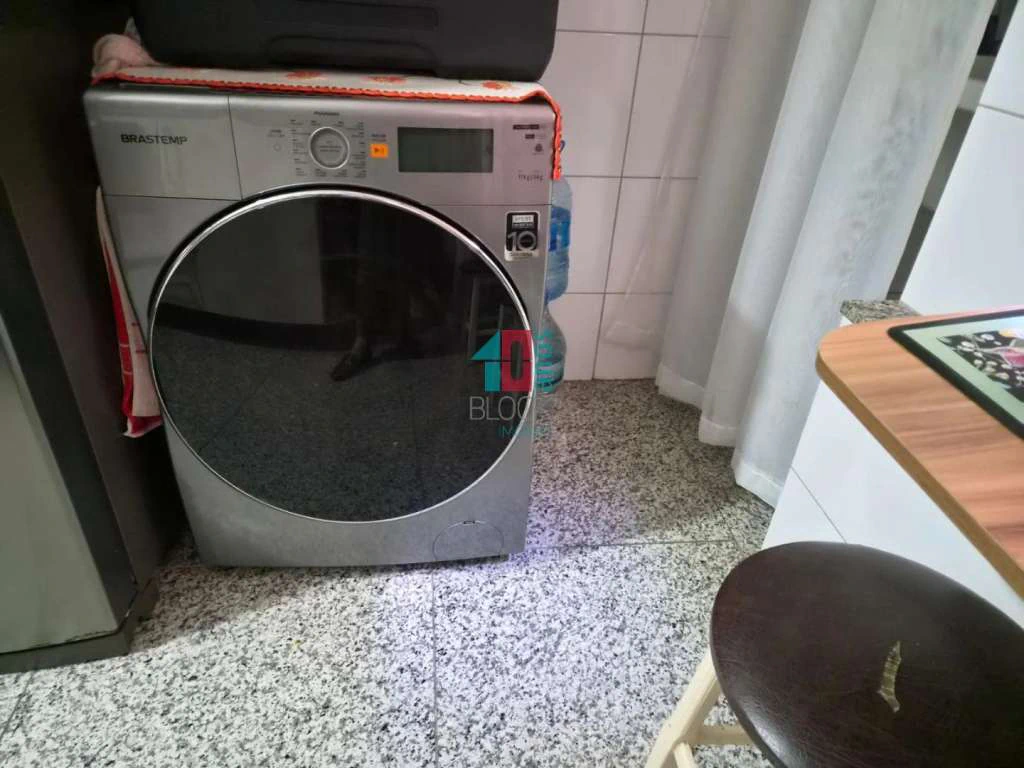 3-bedroom apartment with a washing machine — photo 27