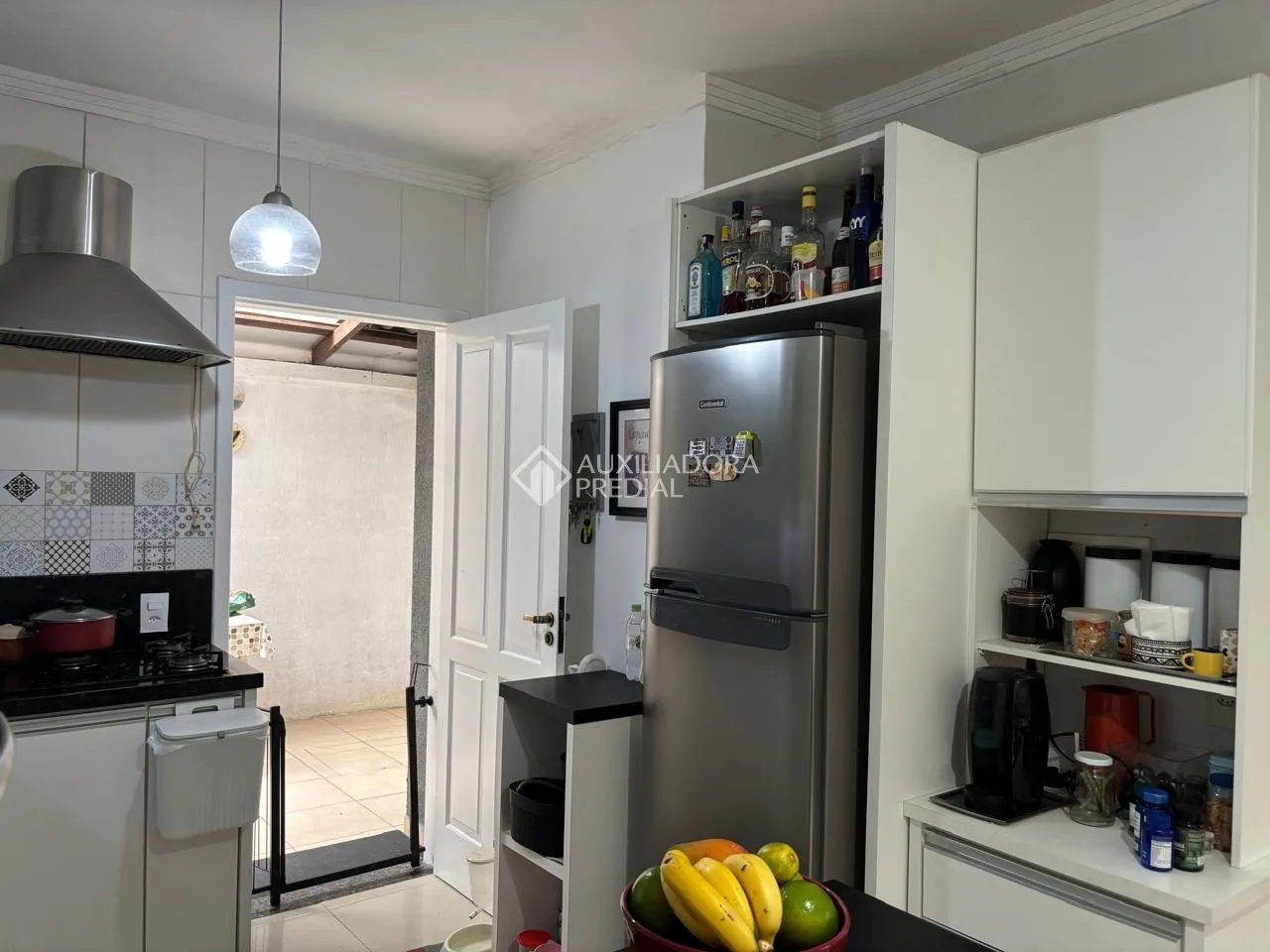 Furnished house with 3 bedrooms and open-plan kitchen — photo 8