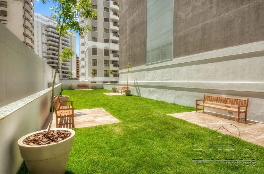 Apartment on the 11th floor with a glass-enclosed balcony — photo 29
