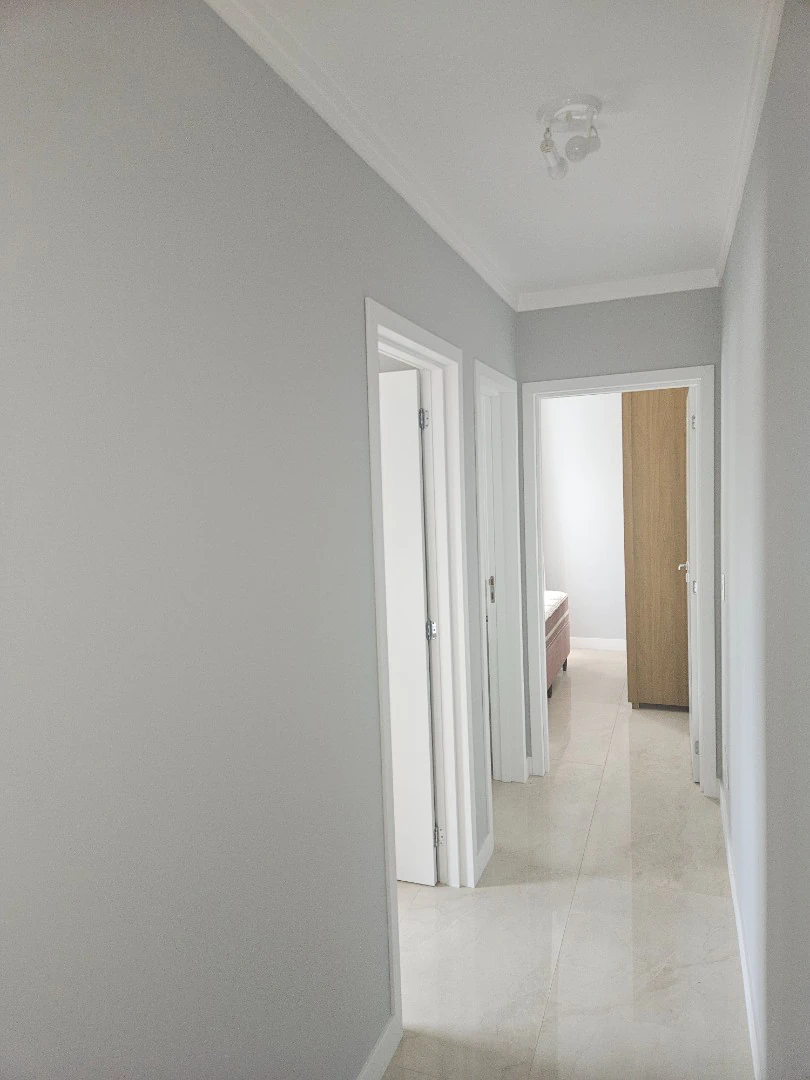 Меблированная квартира на 2 спальни с кухней открытой планировки — photo 4