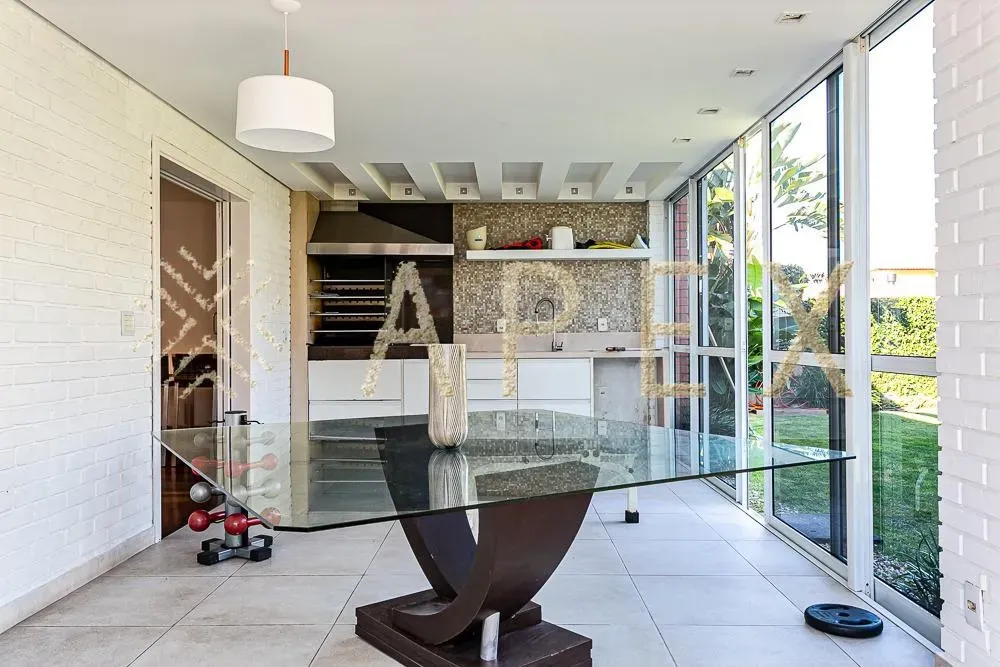 Furnished house with 6 bedrooms and 450 m² — photo 2