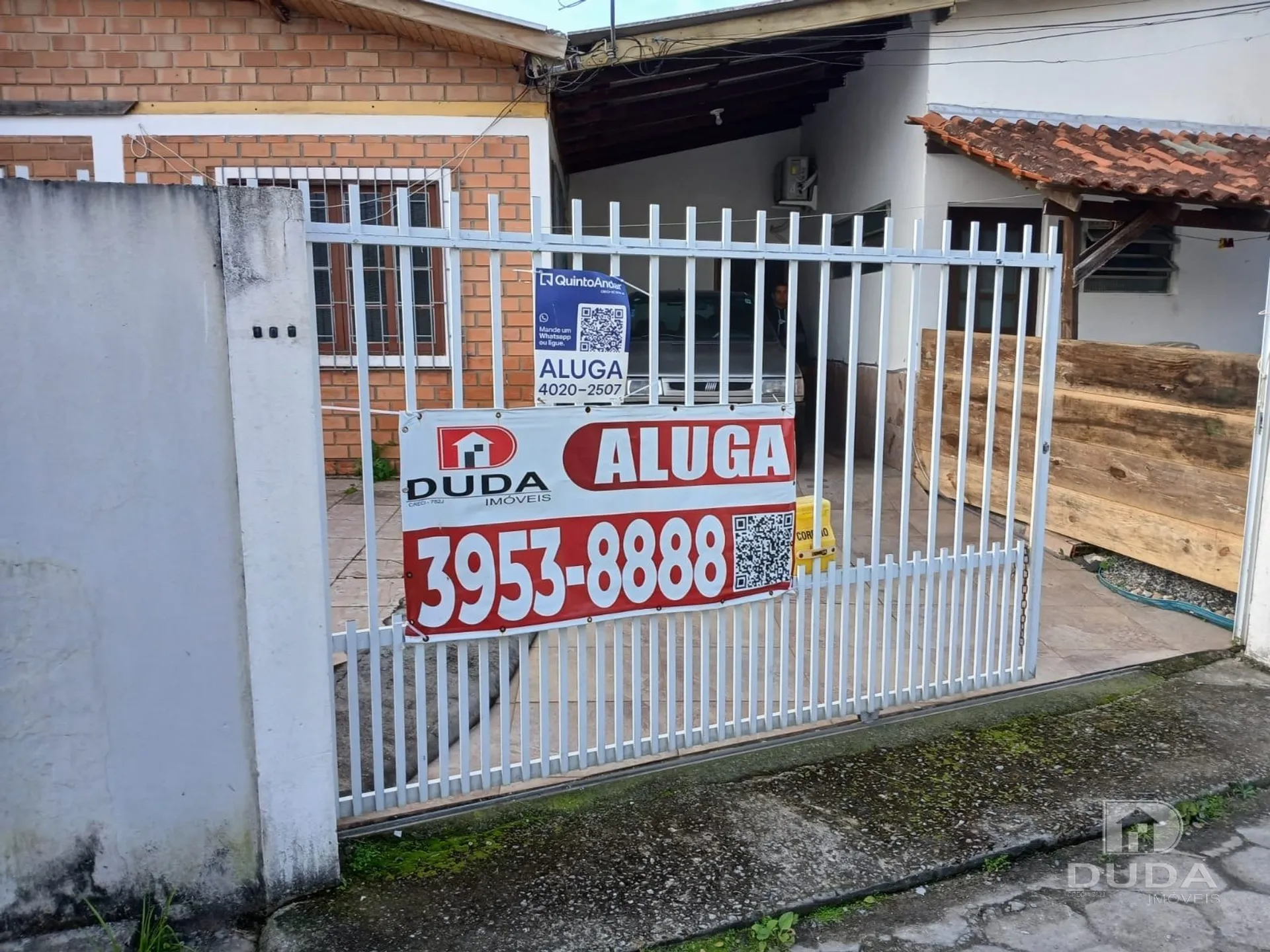 Casa amueblada con cocina cerrada y fogón a gas — photo 10