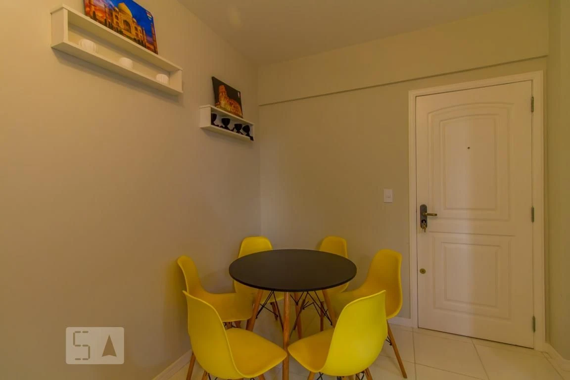 3-bedroom apartment with a washing machine — photo 27