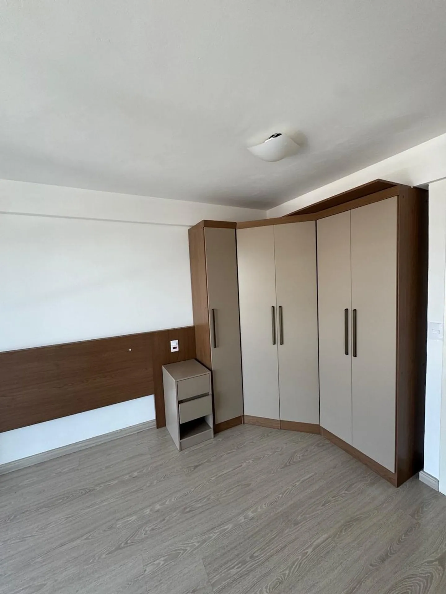 2-bedroom apartment, 1 with its own bathroom, 77 m² — photo 4