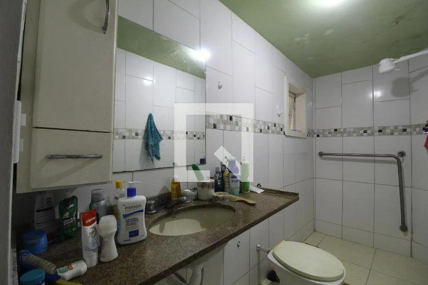 Casa para aluguel com 4 quartos e 240 m² — photo 32
