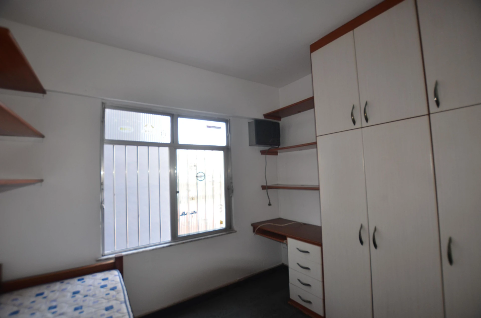 Apartamento com 2 quartos, 2 banheiros e varanda — photo 32