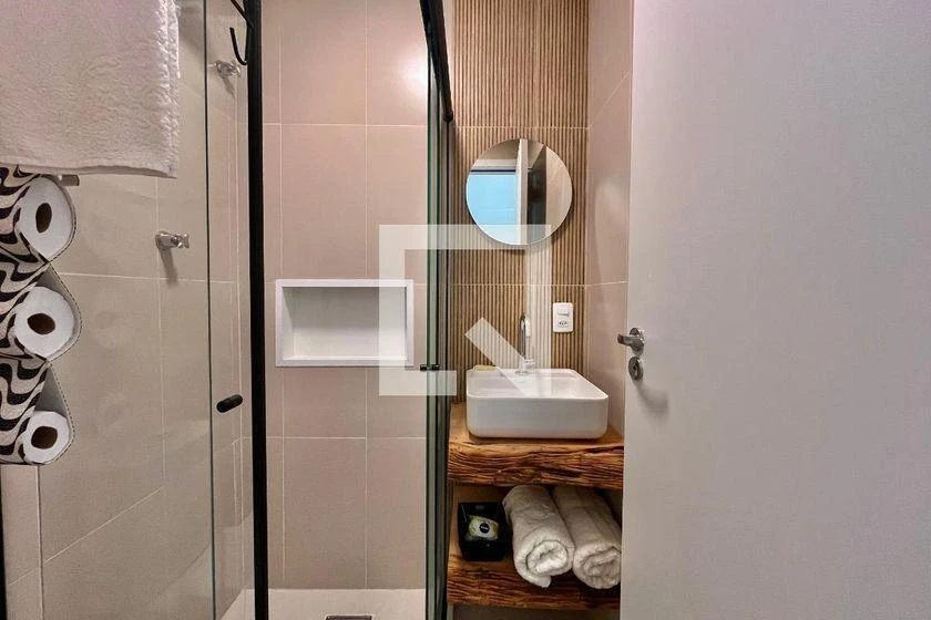 Apartamento mobiliado de 60 m² com 2 quartos e 2 banheiros — photo 31