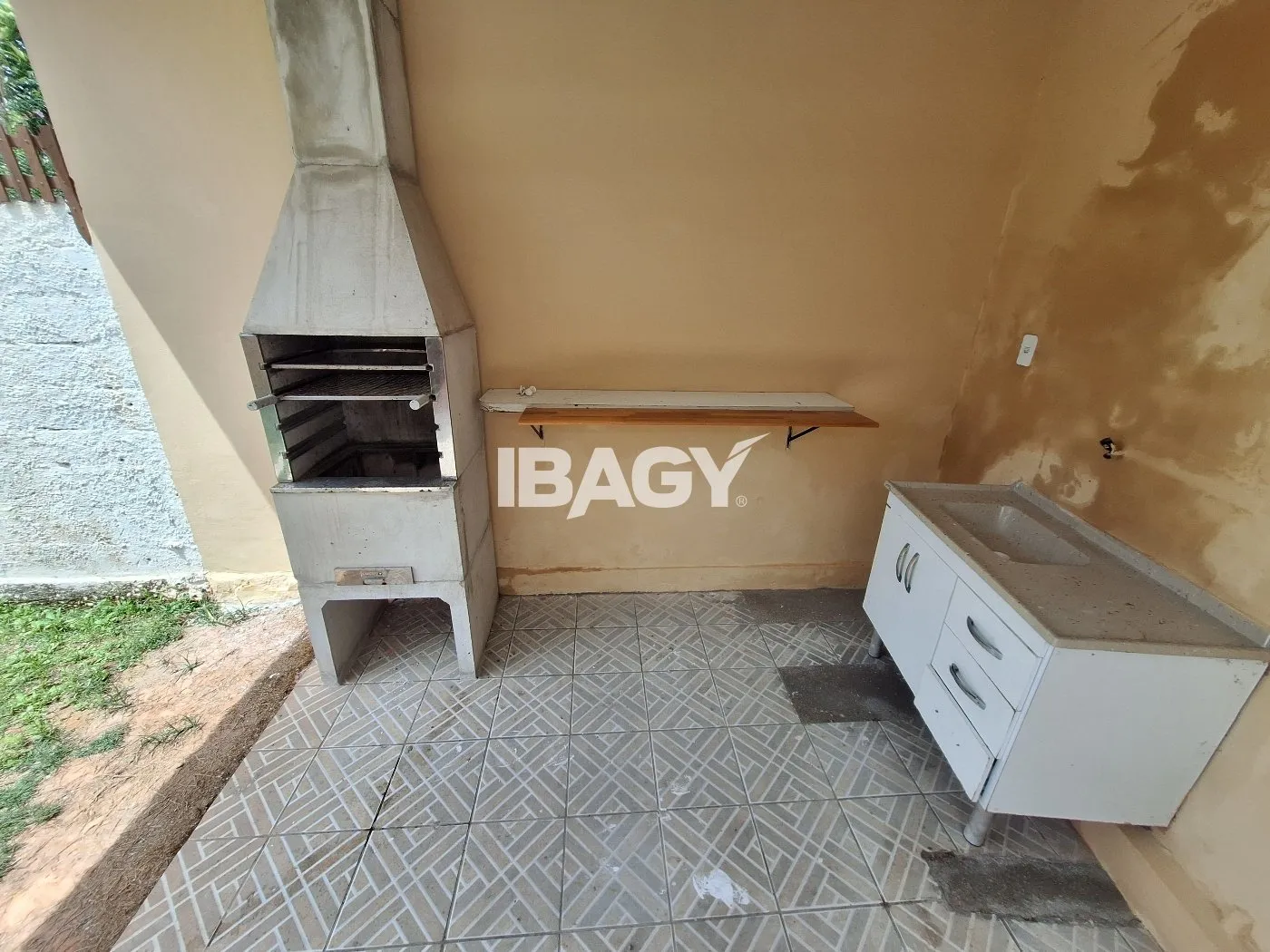 3-bedroom house with a grill on the balcony in Florianópolis — photo 9