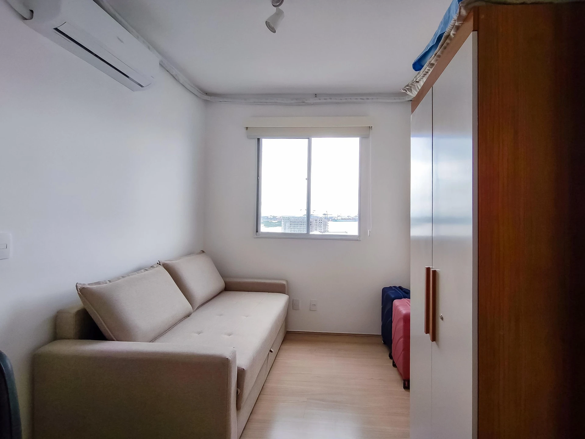 Apartamento mobiliado de 2 quartos em condomínio com sauna — photo 50