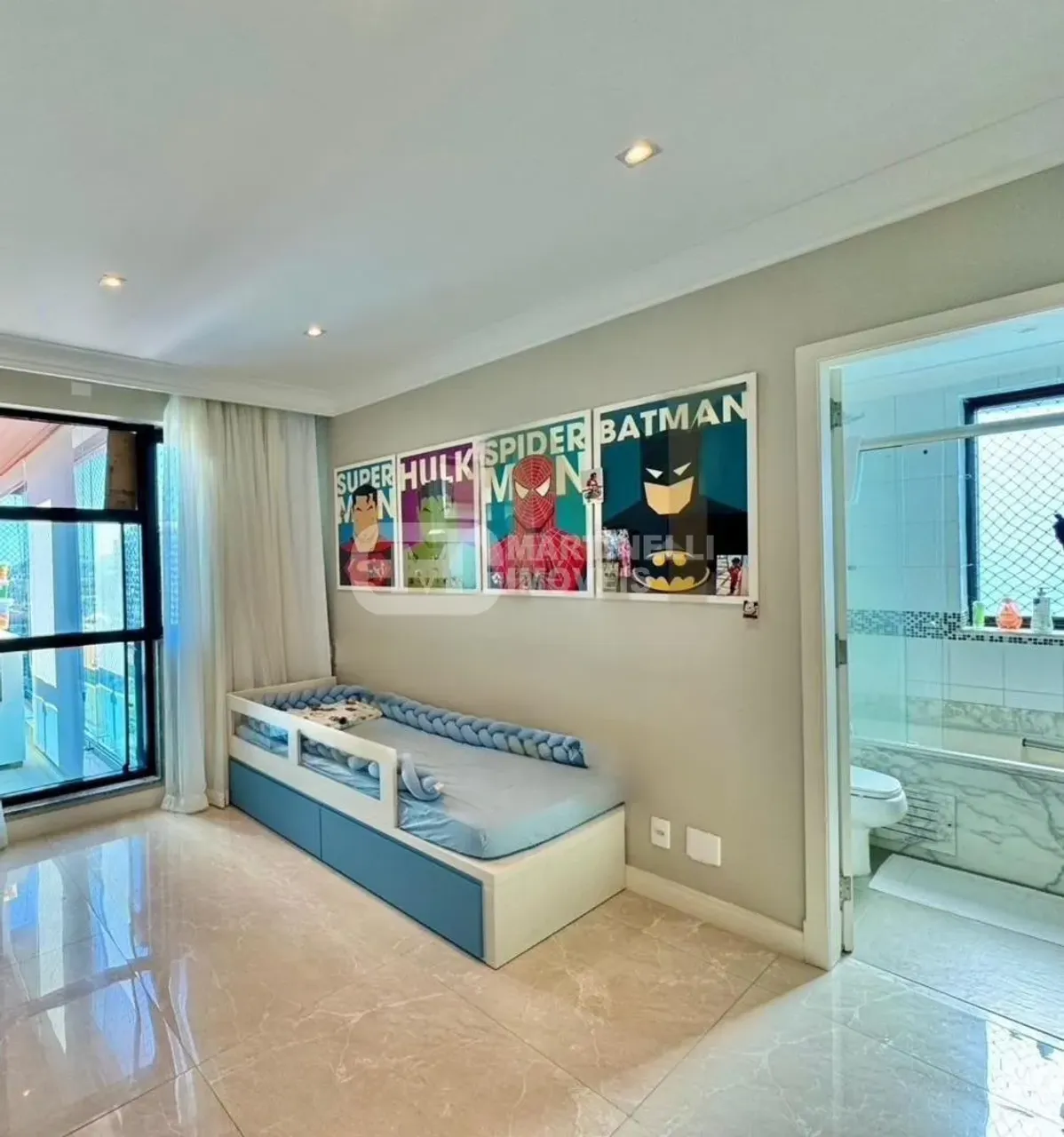 Furnished apartment with 4 bedrooms and open-plan kitchen — photo 16