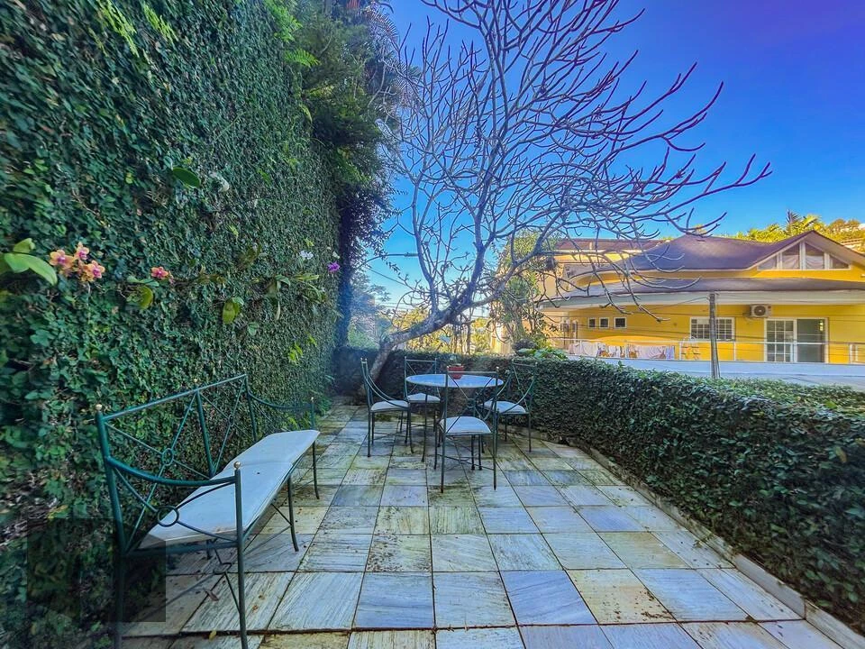 Casa triplex amueblada con 7 dormitorios y 5 suites — photo 29