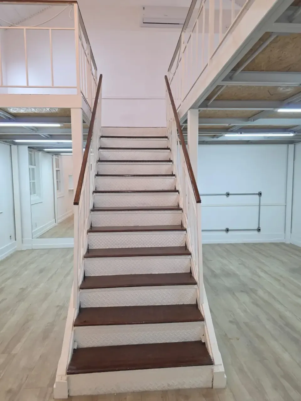 Unfurnished house with 1 bedroom and 2 bathrooms — photo 19