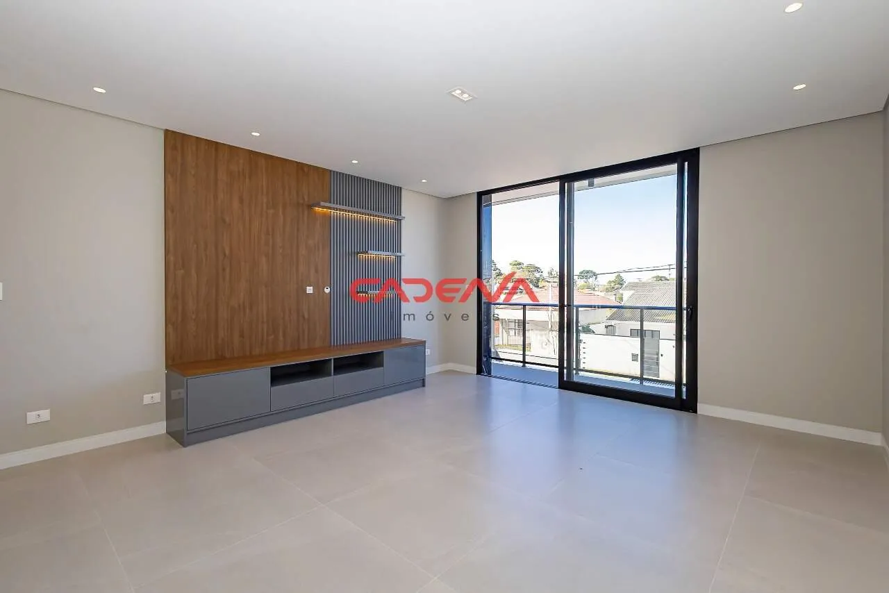 House with 4 bedrooms and 306 m² plus a balcony — photo 3