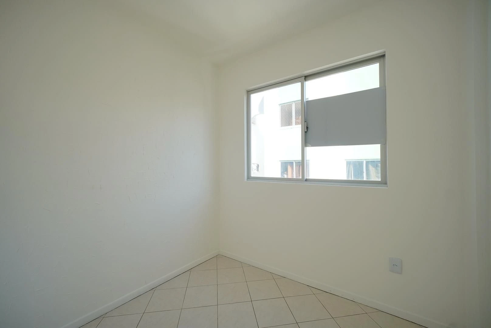 Park view in a 2-bedroom apartment, 52 m² — photo 19