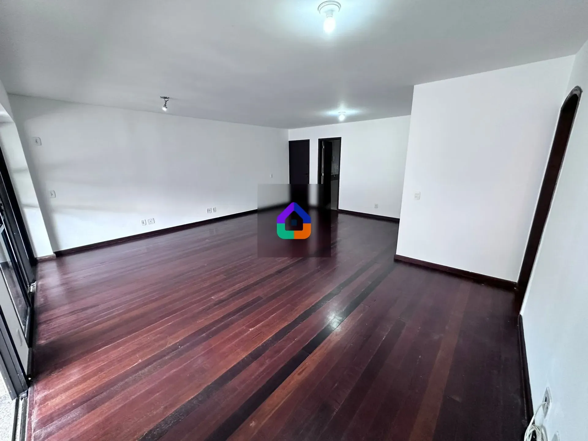 Apartamento de 103 m² com 2 quartos e 1 suíte — photo 2