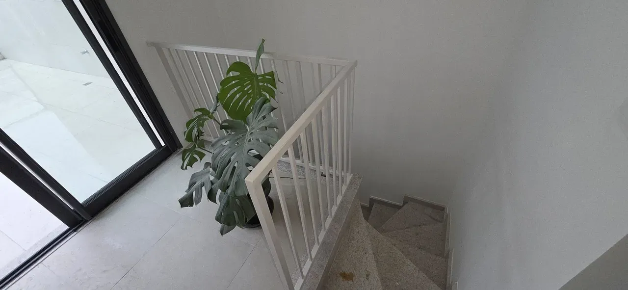3-bedroom apartment with a water view in Rio de Janeiro — photo 34