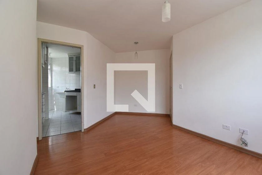 3-bedroom apartment in a building with a pool — photo 18