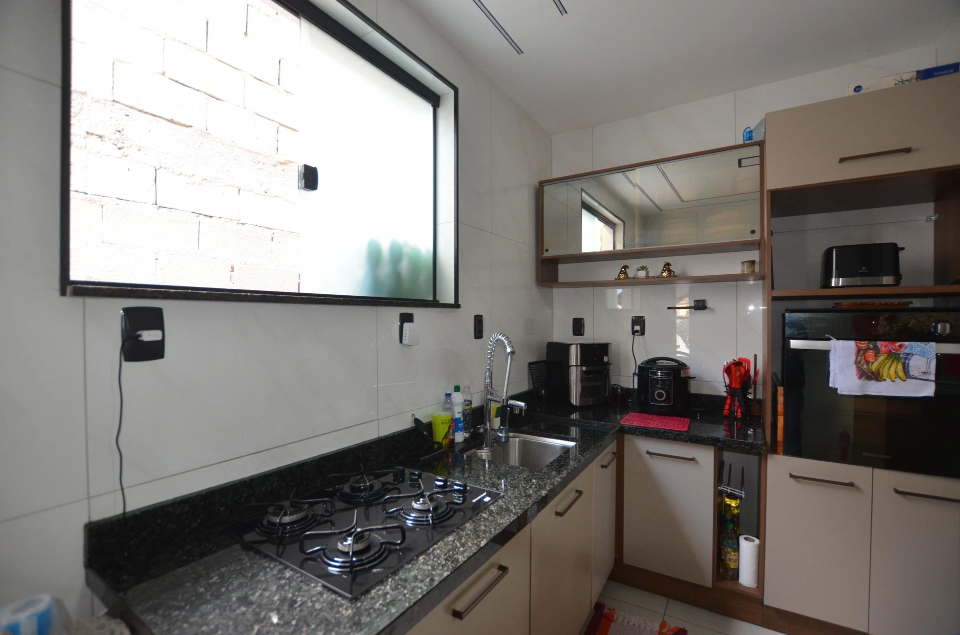 House, 200 m², with a washing machine — photo 7