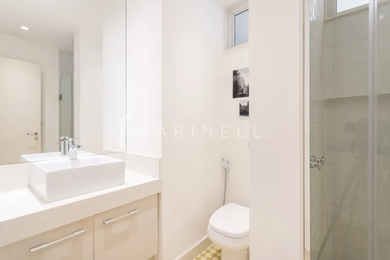 Unfurnished apartment with 3 bedrooms and 4 bathrooms — photo 5