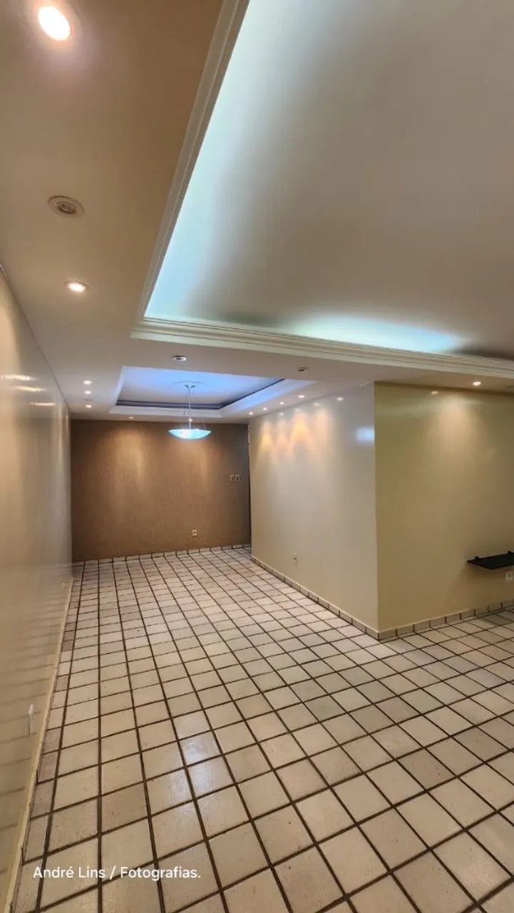 Rental apartment with 4 bedrooms and a balcony — photo 13