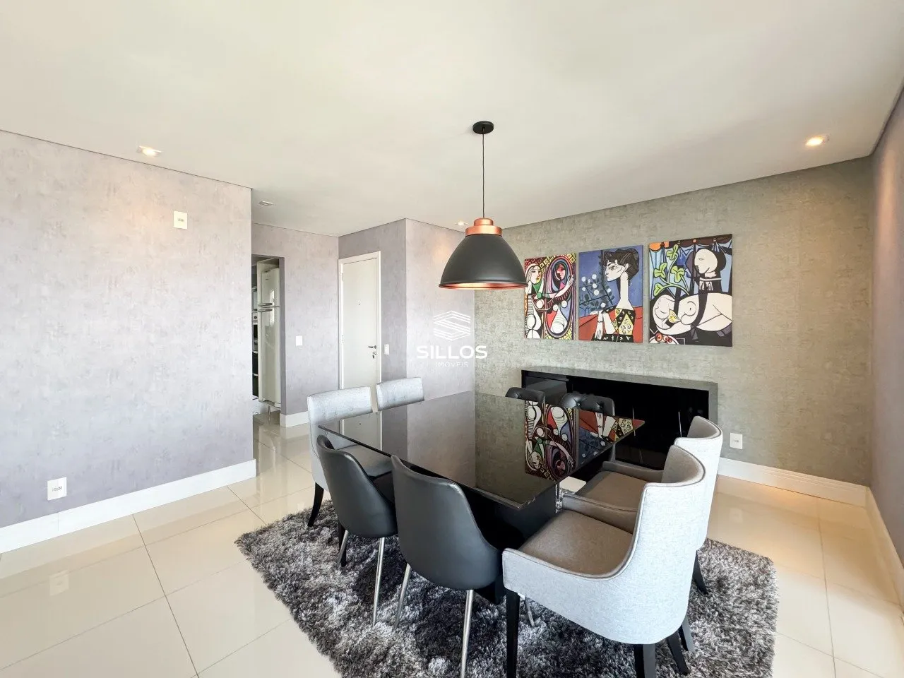 3-bedroom apartment with a bathtub in Curitiba — photo 15