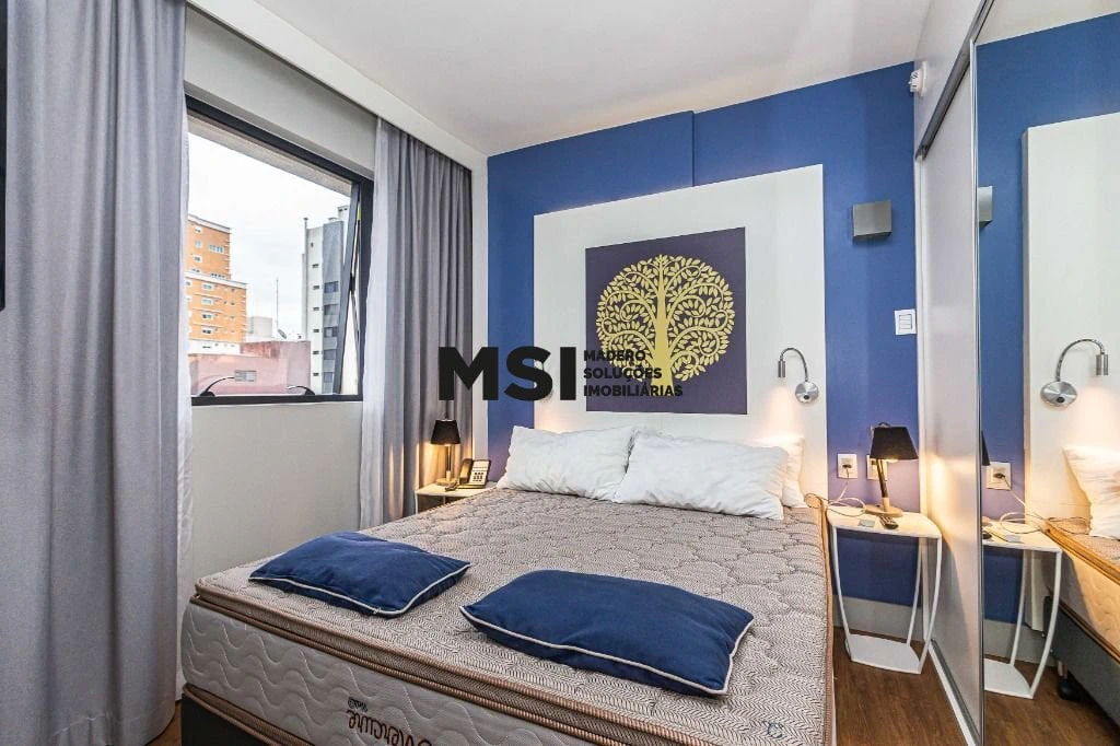 One-bedroom apartment with a washing machine — photo 3