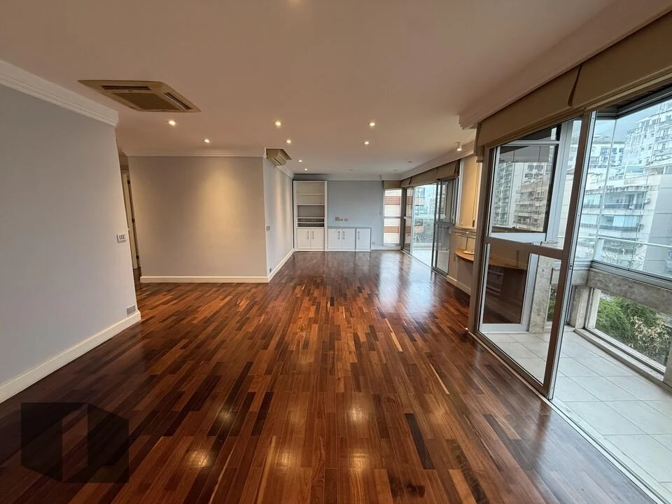 4-bedroom apartment 164 m² with 2 parking spaces — photo 21