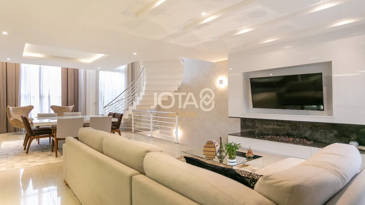 Casa de 308 m² com 3 quartos e 6 vagas — photo 5