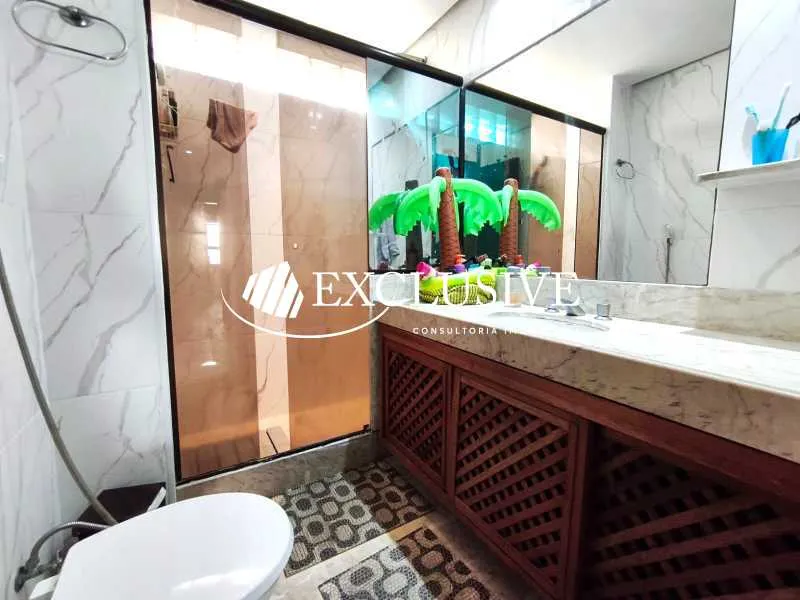 Furnished 2-bedroom apartment with 1 bathroom and parking — photo 12