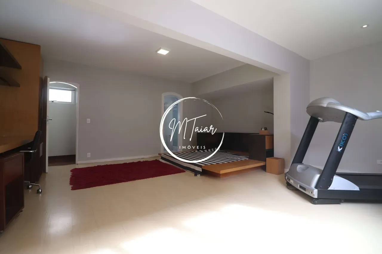 323 m² apartment with 4 bedrooms and 5 bathrooms — photo 25