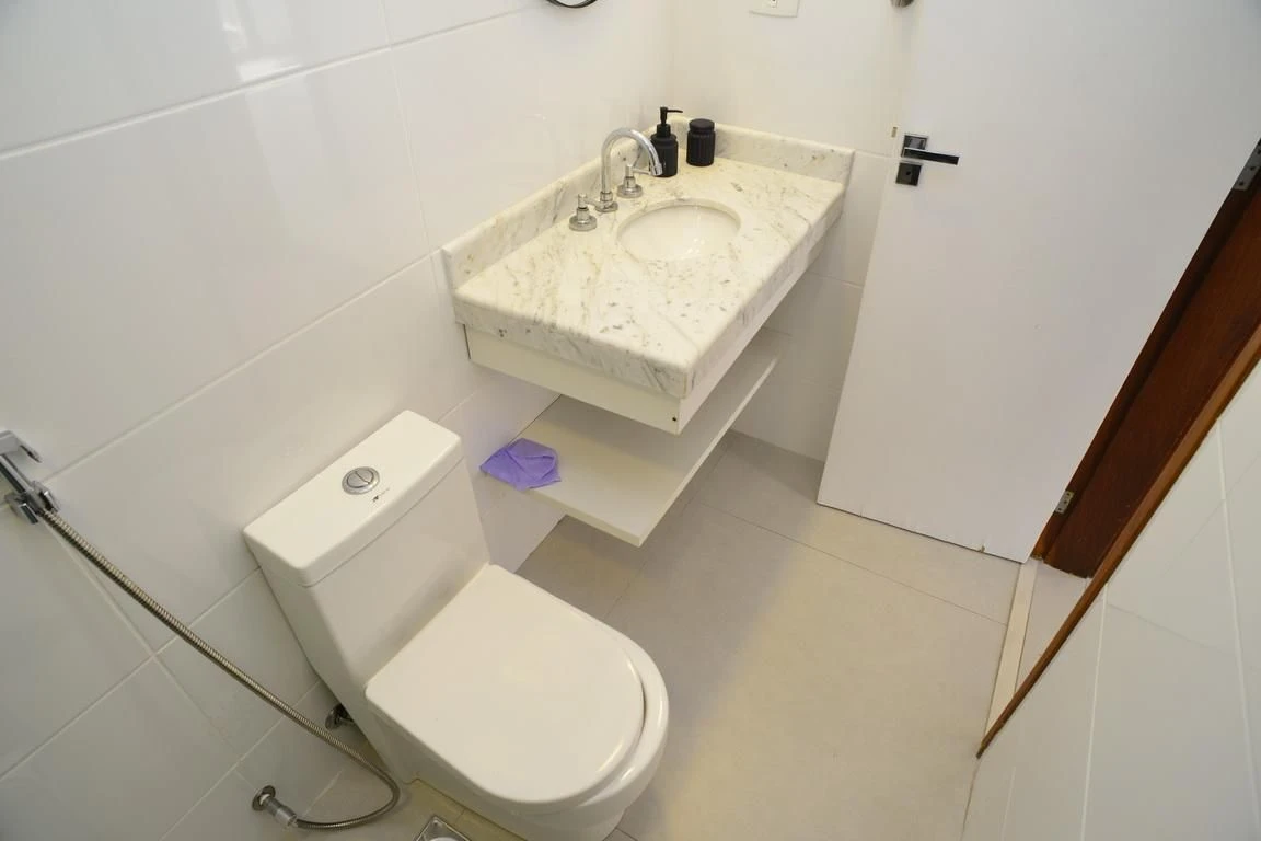 Орендна квартира з 2 спальнями, 1 ванна в сьюті та 1 місце — photo 25