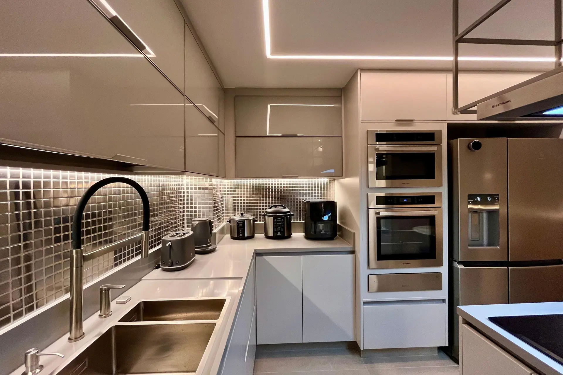 Квартира 150 м² з панорамними вікнами та гардеробною — photo 21