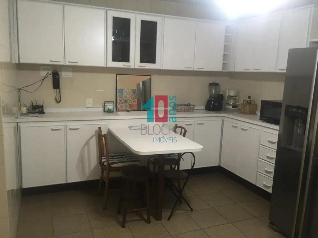 Furnished apartment, 132 m², with a grill on the balcony — photo 4