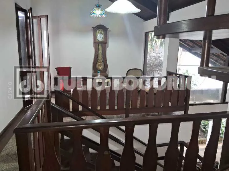 Residential house with 3 bedrooms and 4 bathrooms — photo 2