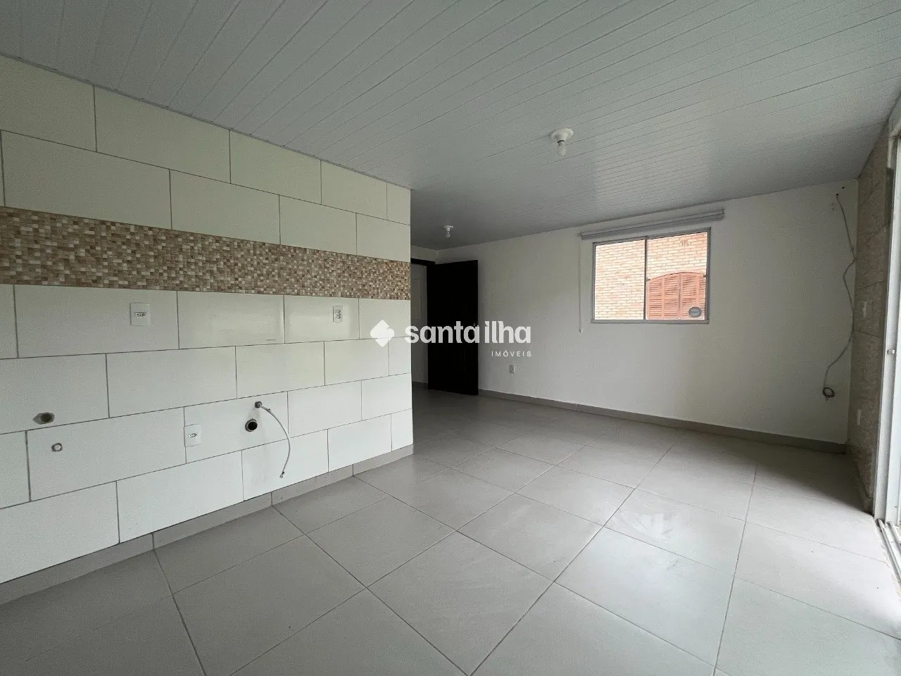 Unfurnished house with 3 bedrooms and 5 parking — photo 19