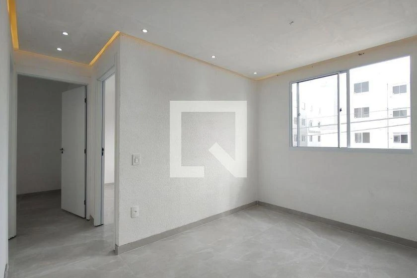 Unfurnished 2-bedroom apartment with 41 m² and parking