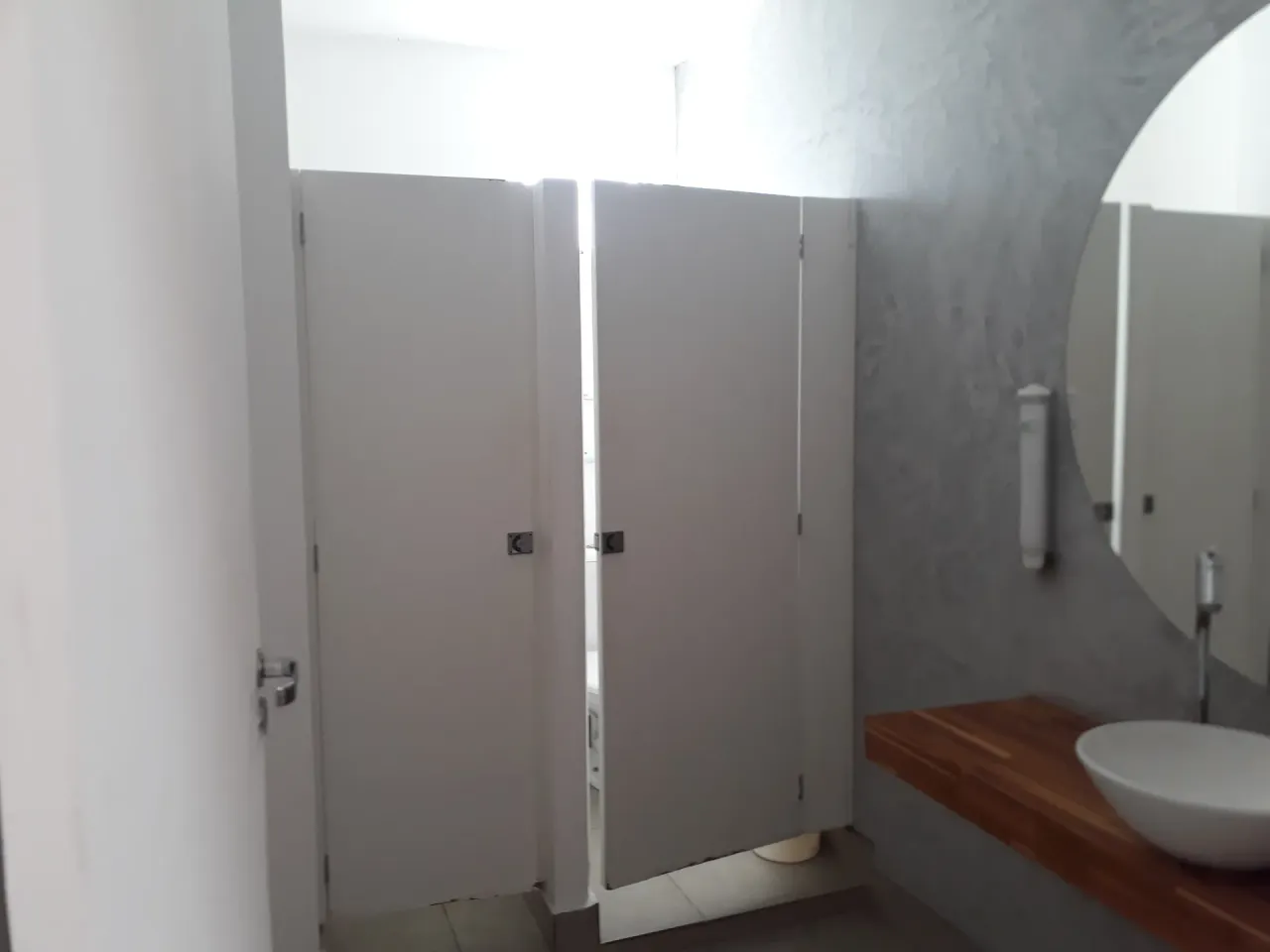 Casa para aluguel sem mobília com 5 quartos — photo 3