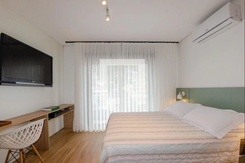 Furnished 1-bedroom apartment with gourmet balcony — photo 9