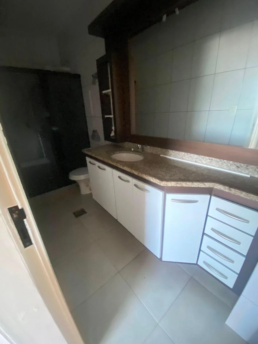Квартира 80 м² с балконом и видом на город — photo 18